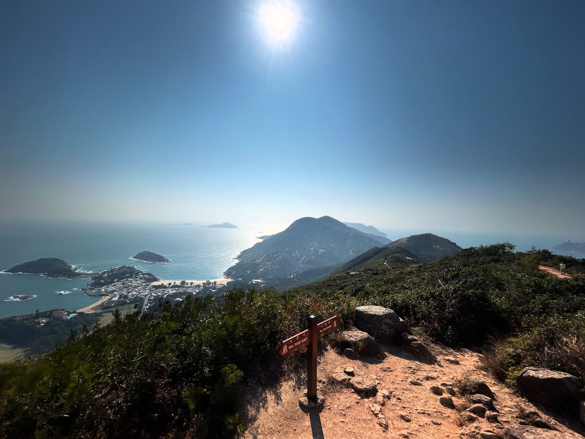 Dragon's Back Trail Hiking Tour - image 5